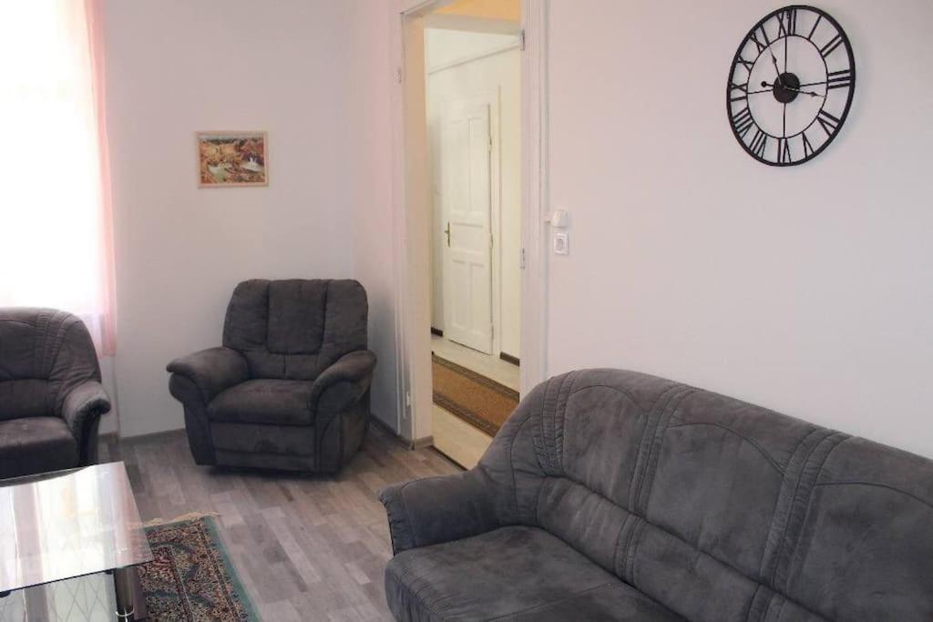 Szeged Apartment Extérieur photo