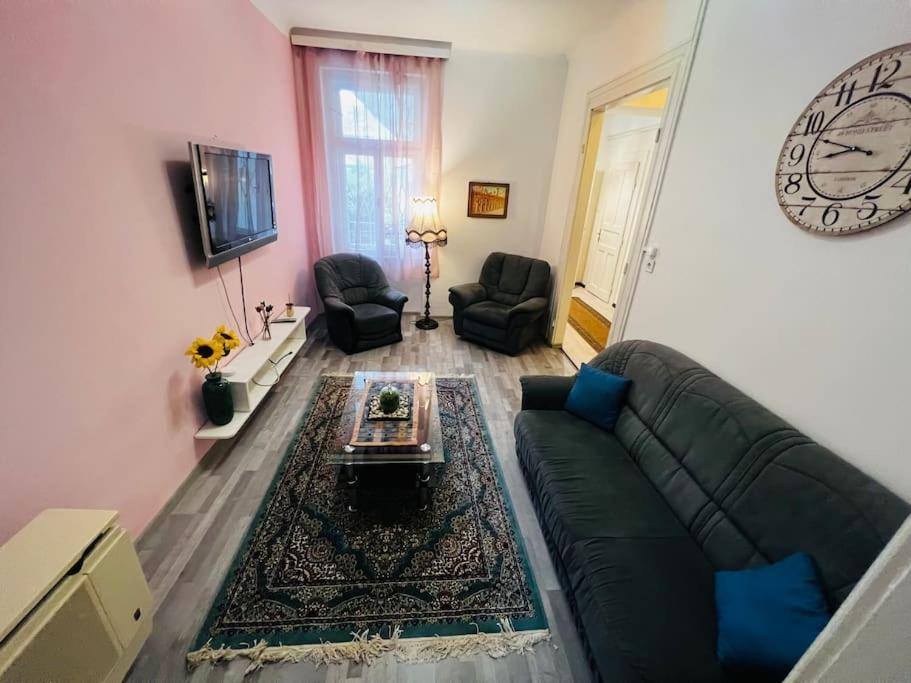 Szeged Apartment Extérieur photo